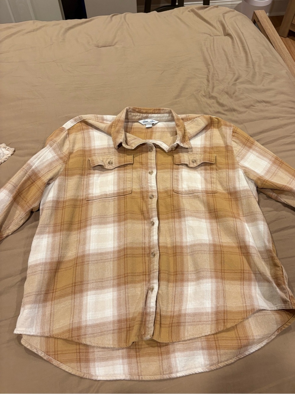 Old Navy Women’s Yellow White Plaid Button-Up Shirt